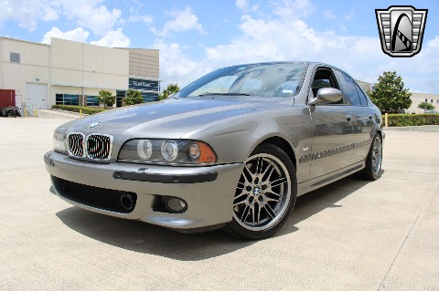 2002 BMW M5 image 27