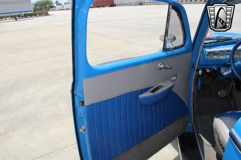 1948 Ford Custom image 109