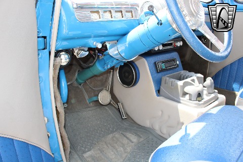 1948 Ford Custom image 114