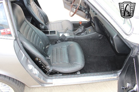 1970 Datsun 240Z image 114