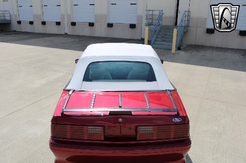 1993 Ford Mustang image 10