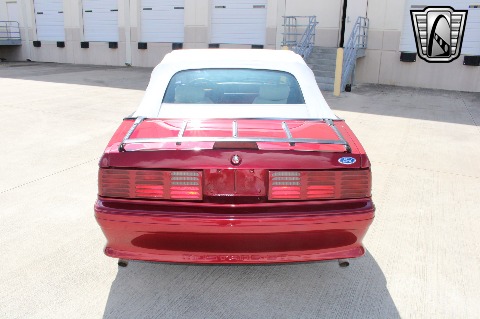 1993 Ford Mustang image 11