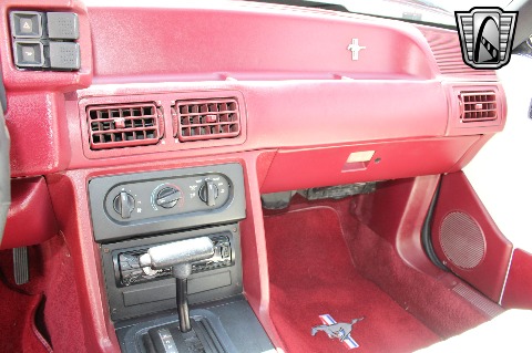 1993 Ford Mustang image 115