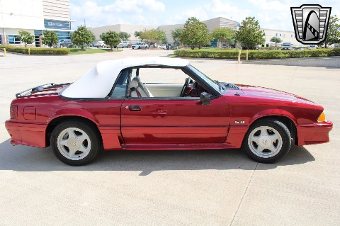 1993 Ford Mustang image 17