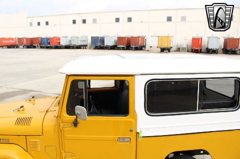 1977 Toyota FJ43 image 33