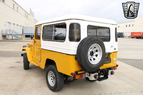 1977 Toyota FJ43 image 8