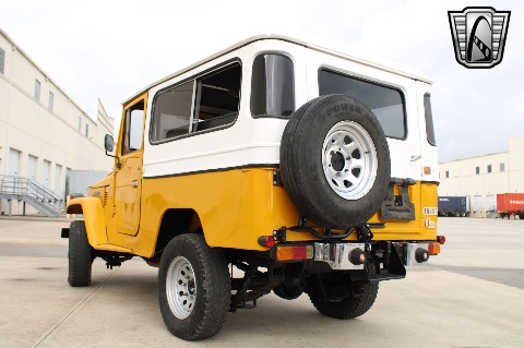 1977 Toyota FJ43 image 9