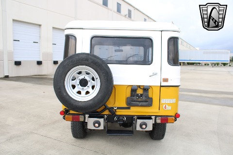 1977 Toyota FJ43 image 11