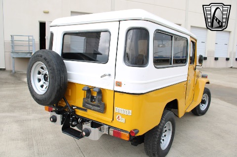 1977 Toyota FJ43 image 38