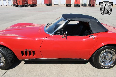 1968 Chevrolet Corvette image 32