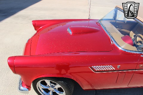 1956 Ford Thunderbird image 33