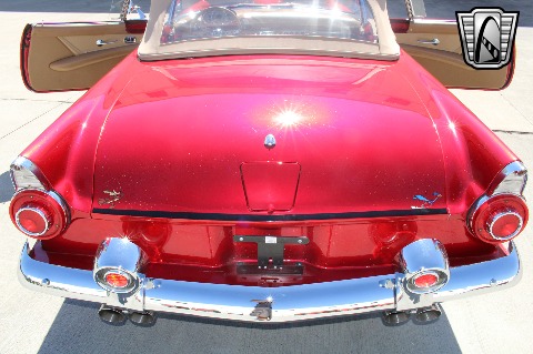 1956 Ford Thunderbird image 140