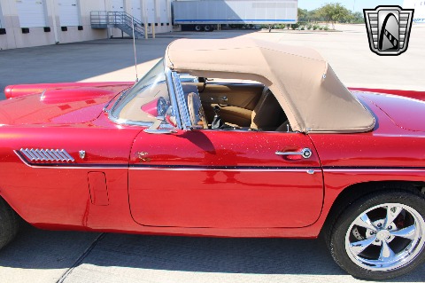 1956 Ford Thunderbird image 37