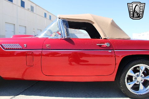 1956 Ford Thunderbird image 38