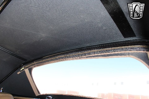 1956 Ford Thunderbird image 120