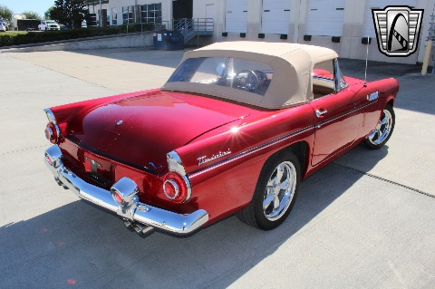 1956 Ford Thunderbird image 17