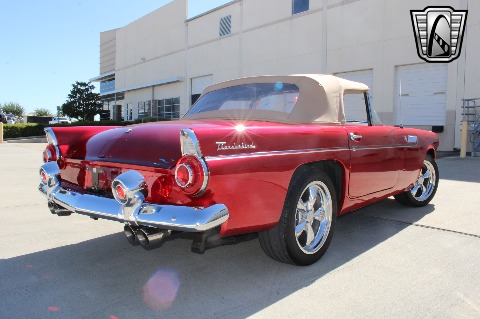 1956 Ford Thunderbird image 18