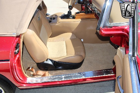 1956 Ford Thunderbird image 123