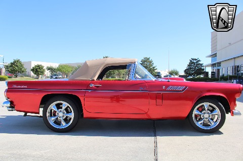 1956 Ford Thunderbird image 21