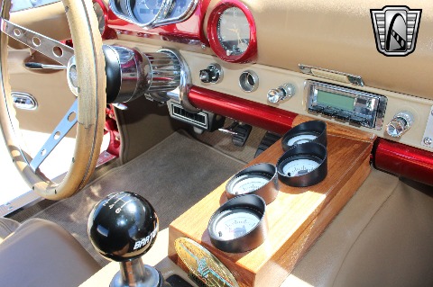 1956 Ford Thunderbird image 128