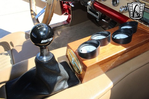 1956 Ford Thunderbird image 129
