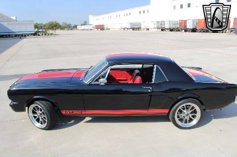1966 Ford Mustang image 4