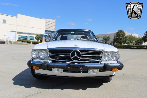 1986 Mercedes-Benz 560SL image 32