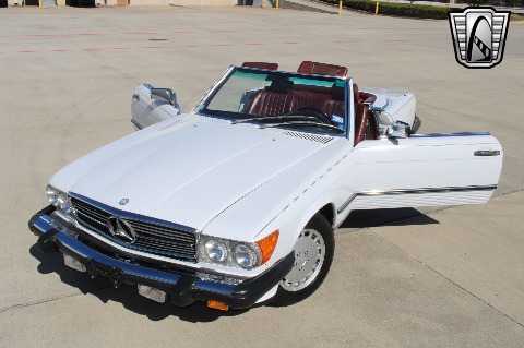 1986 Mercedes-Benz 560SL image 8