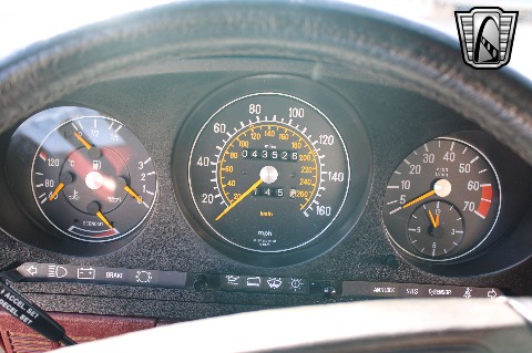 1986 Mercedes-Benz 560SL image 115