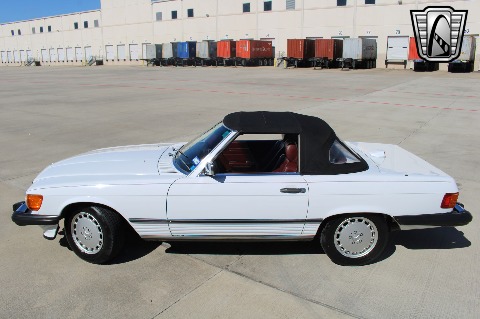 1986 Mercedes-Benz 560SL image 12