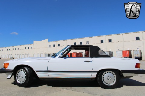1986 Mercedes-Benz 560SL image 14