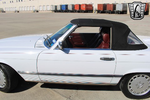 1986 Mercedes-Benz 560SL image 41