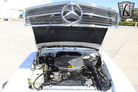 1986 Mercedes-Benz 560SL image 94