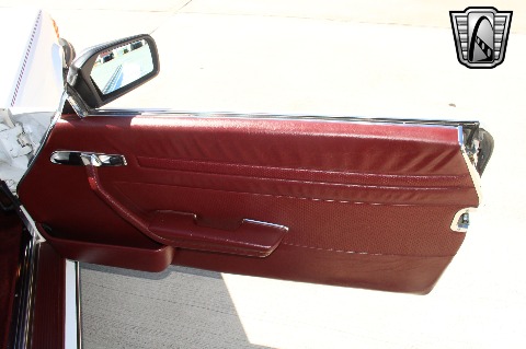 1986 Mercedes-Benz 560SL image 120