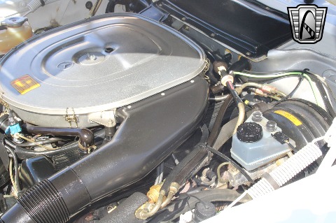 1986 Mercedes-Benz 560SL image 100