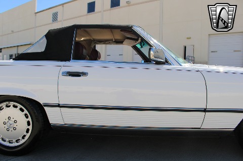 1986 Mercedes-Benz 560SL image 51