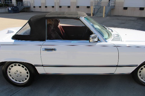 1986 Mercedes-Benz 560SL image 52