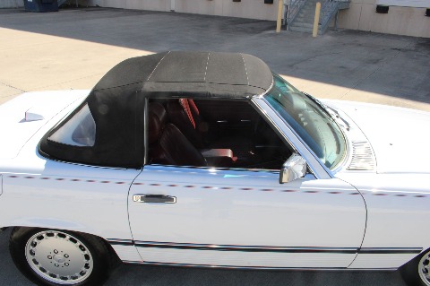 1986 Mercedes-Benz 560SL image 53