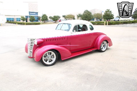 1938 Chevrolet Coupe image 3