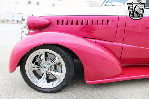 1938 Chevrolet Coupe image 29