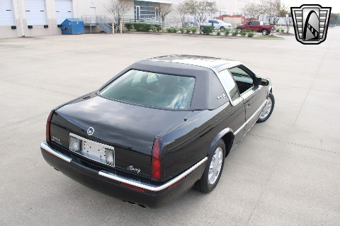 1996 Cadillac Eldorado image 13