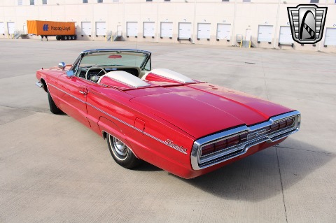 1966 Ford Thunderbird image 5