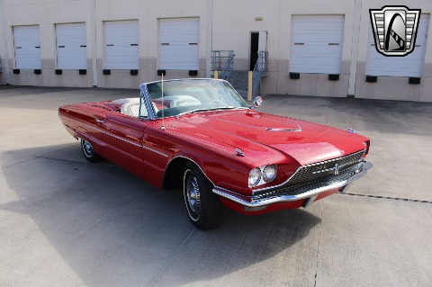 1966 Ford Thunderbird image 8