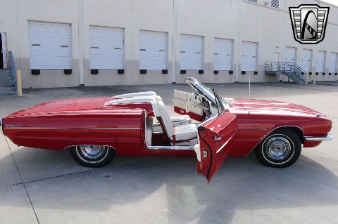 1966 Ford Thunderbird image 13