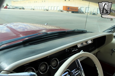 1966 Ford Thunderbird image 121