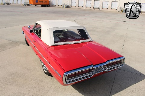 1966 Ford Thunderbird image 19