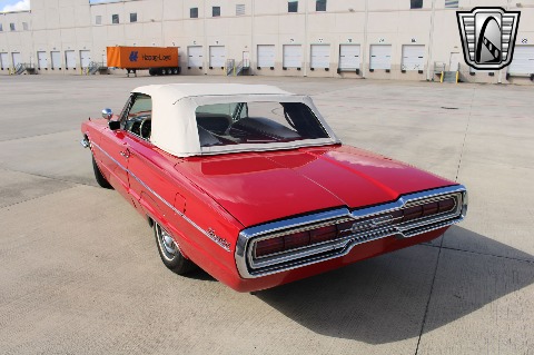 1966 Ford Thunderbird image 20