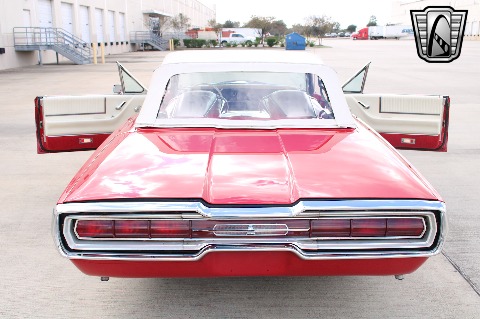 1966 Ford Thunderbird image 155