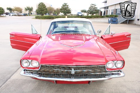 1966 Ford Thunderbird image 156