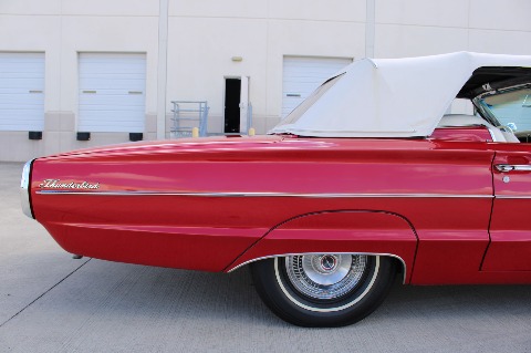 1966 Ford Thunderbird image 53